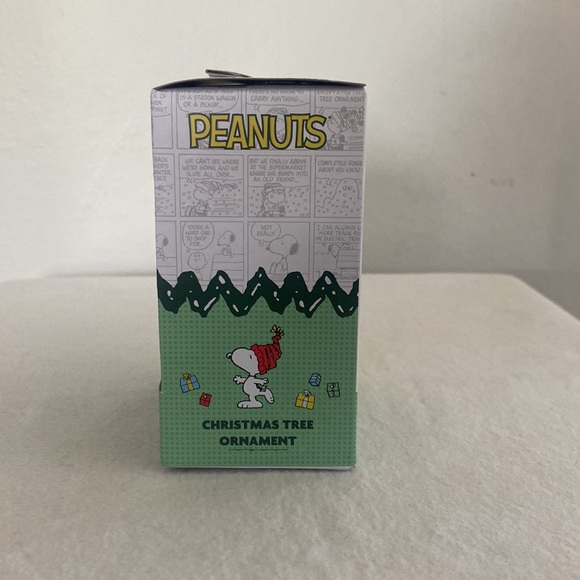 Peanuts Christmas Tree Ornament - Picture 2 of 3